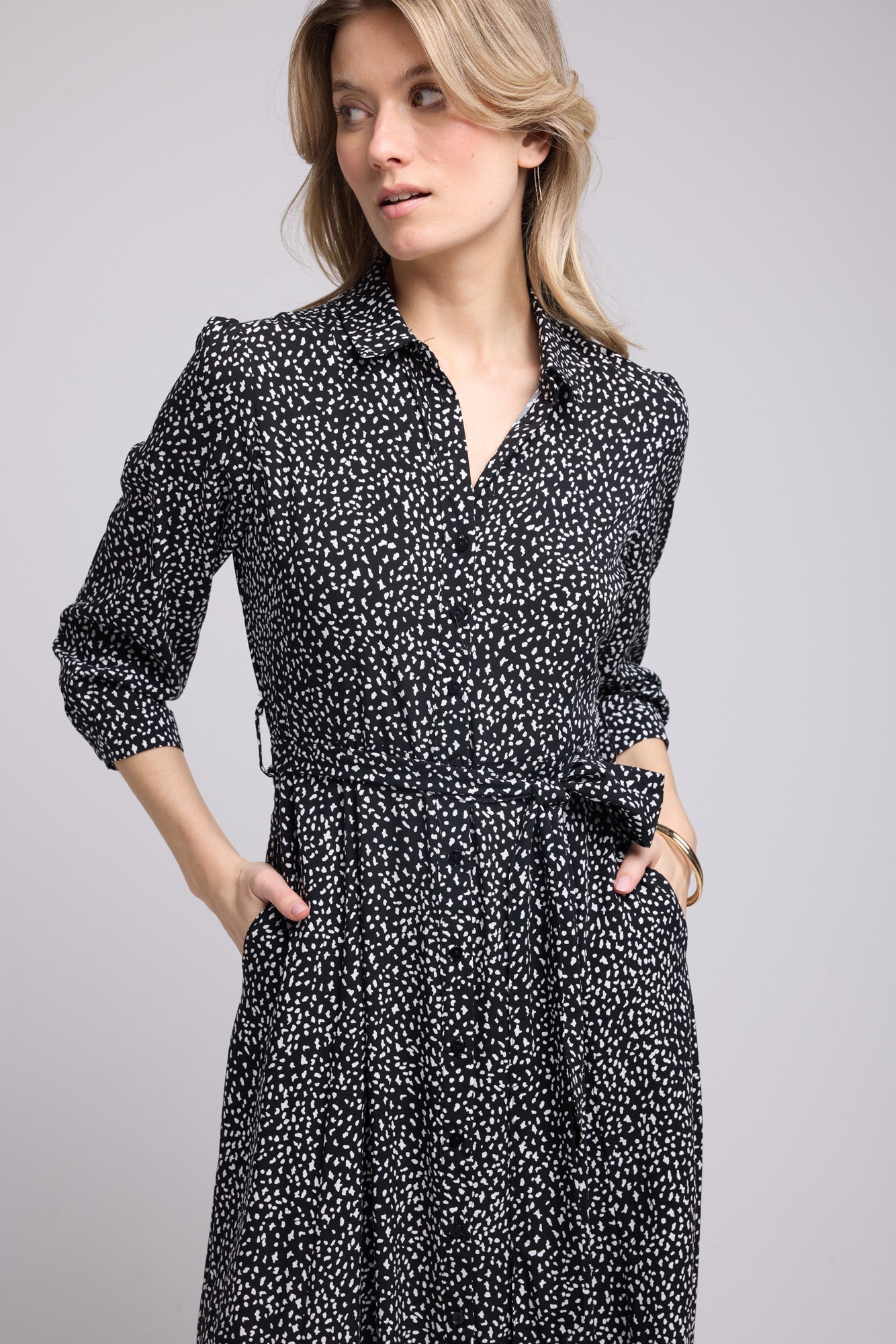ROBE 62998/702 NOIR