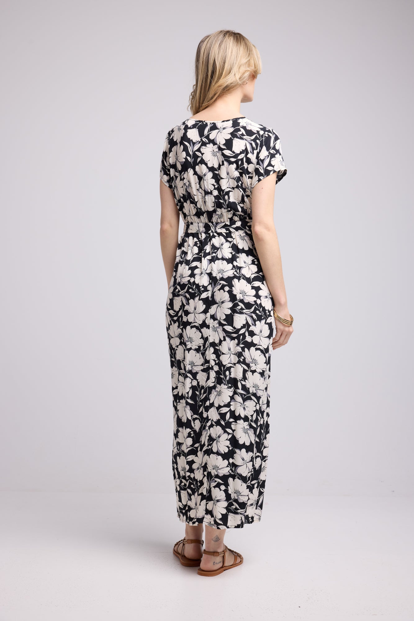 ROBE 63160 NOIR 1098V