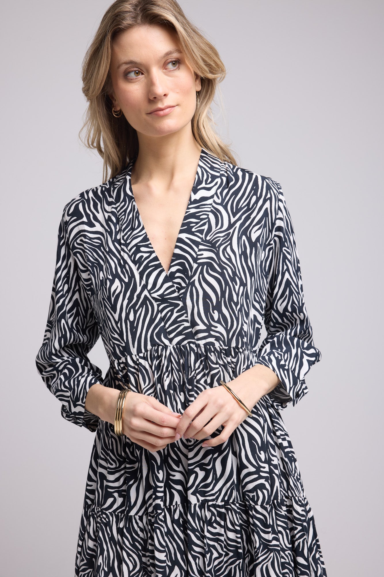 ROBE 63552/NOIR 1472V