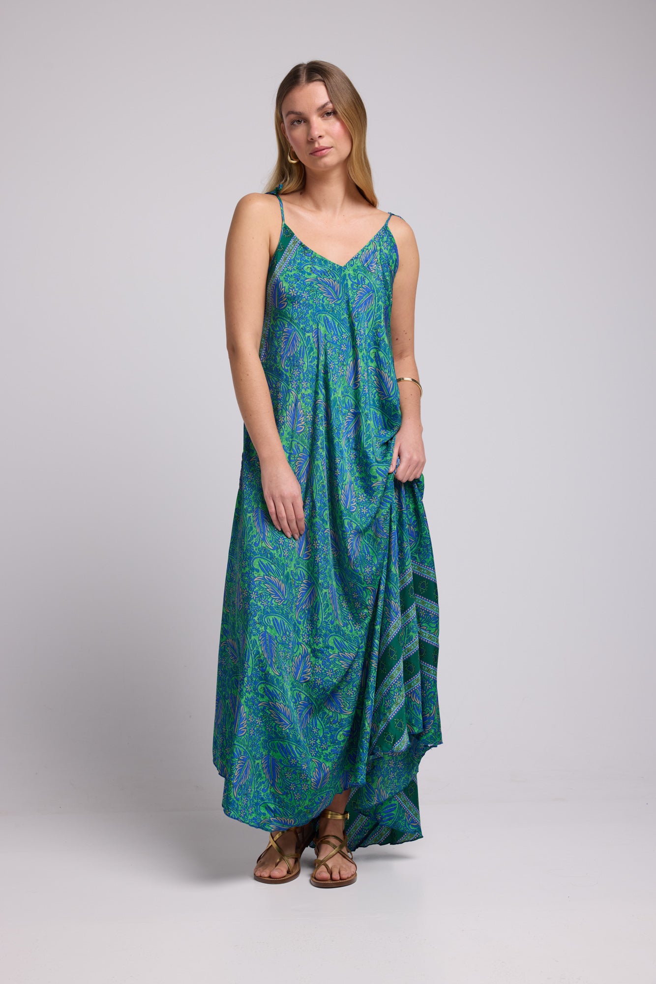 ROBE GAYA GREEN P3010