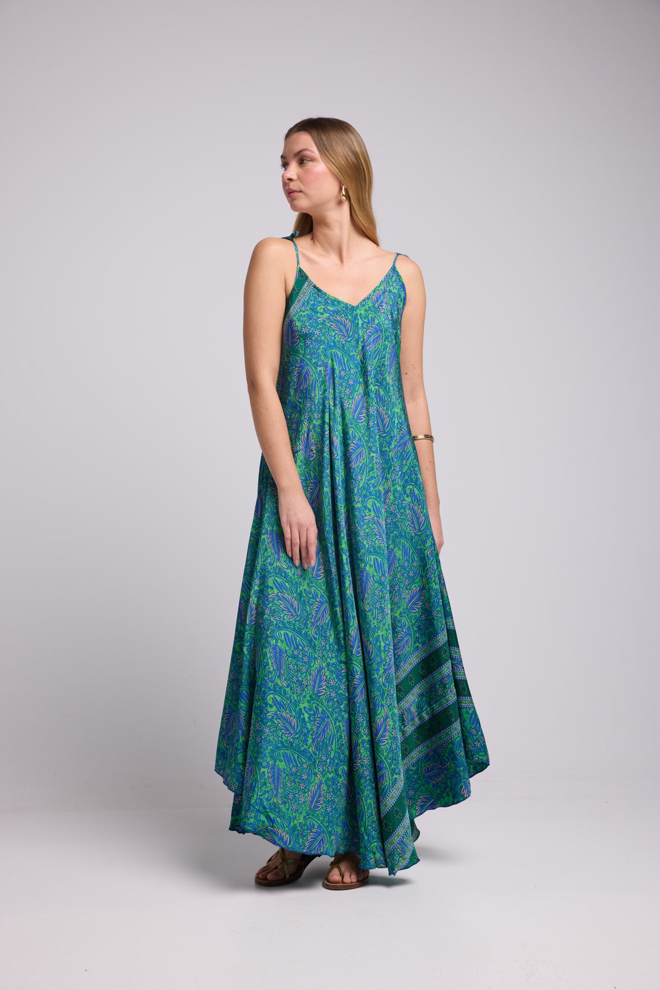 ROBE GAYA GREEN P3010