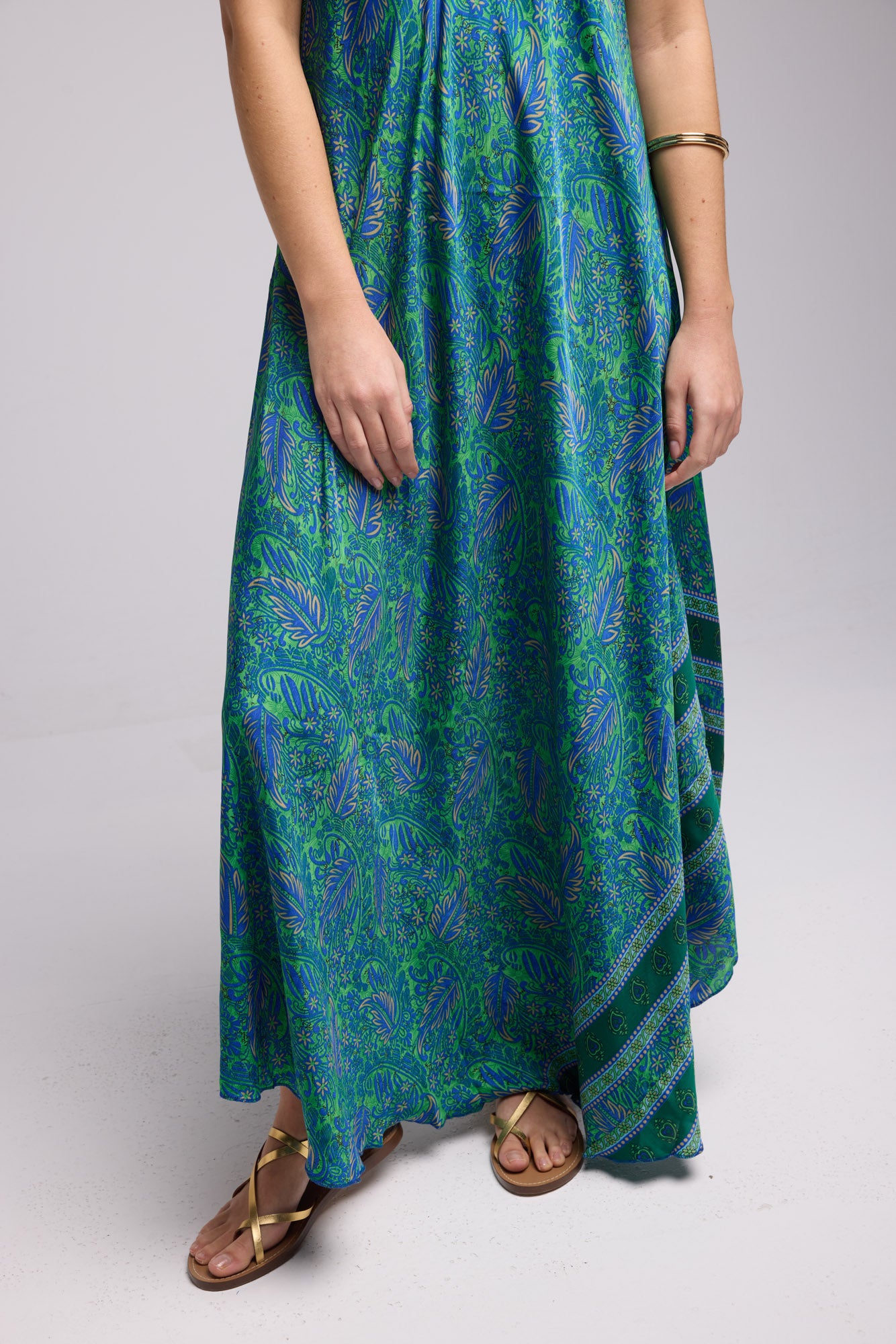 ROBE GAYA GREEN P3010