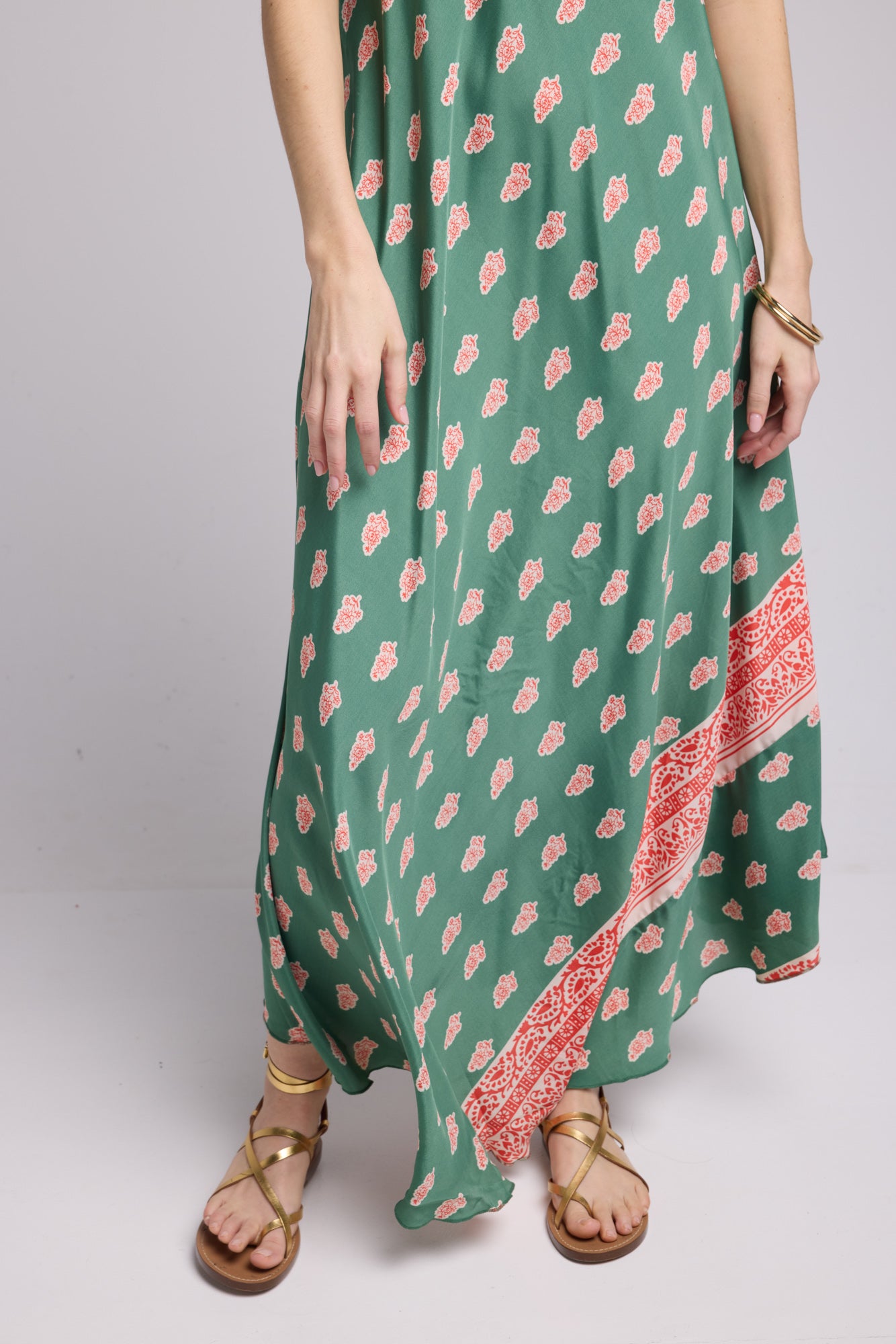 ROBE GAYA GREEN P5003