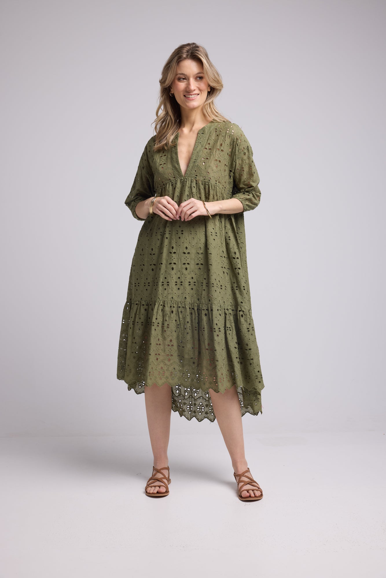 ROBE INDIA/KHAKI