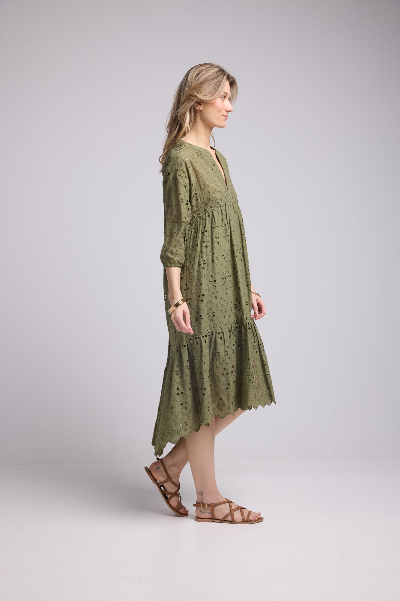 ROBE INDIA/KHAKI