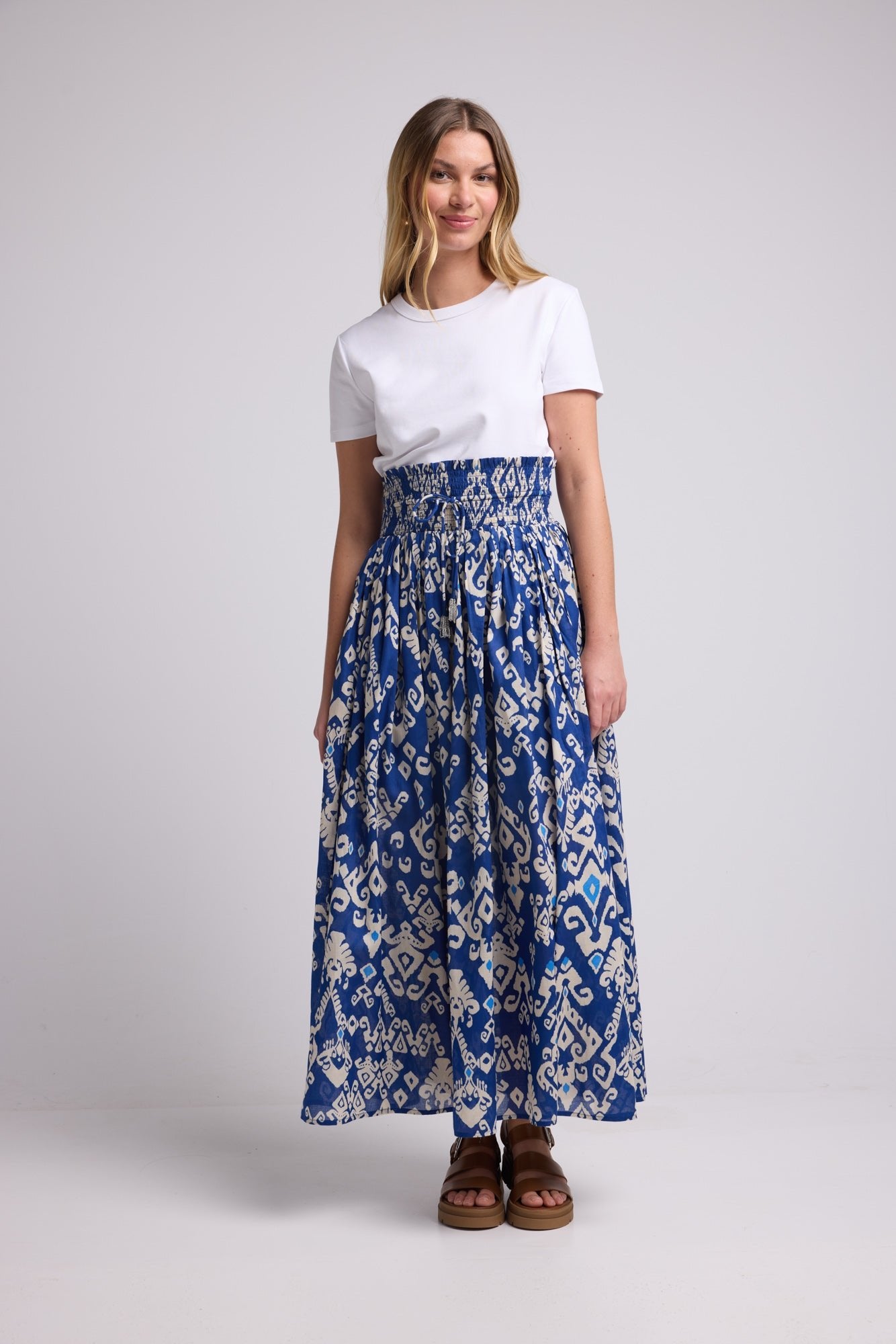 NEO P1401 NAVY SKIRT