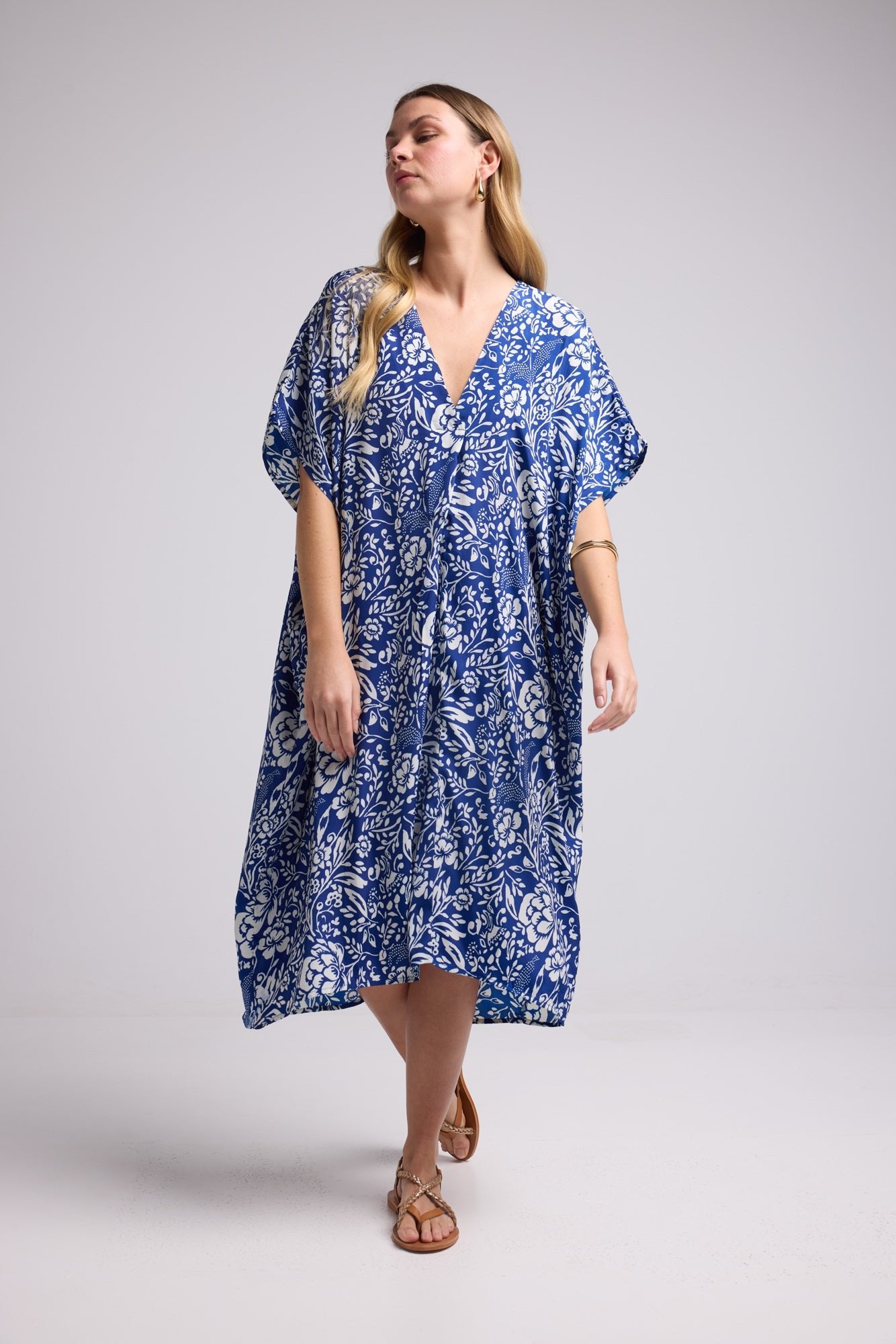 ROBE NESS/NAVY P3011