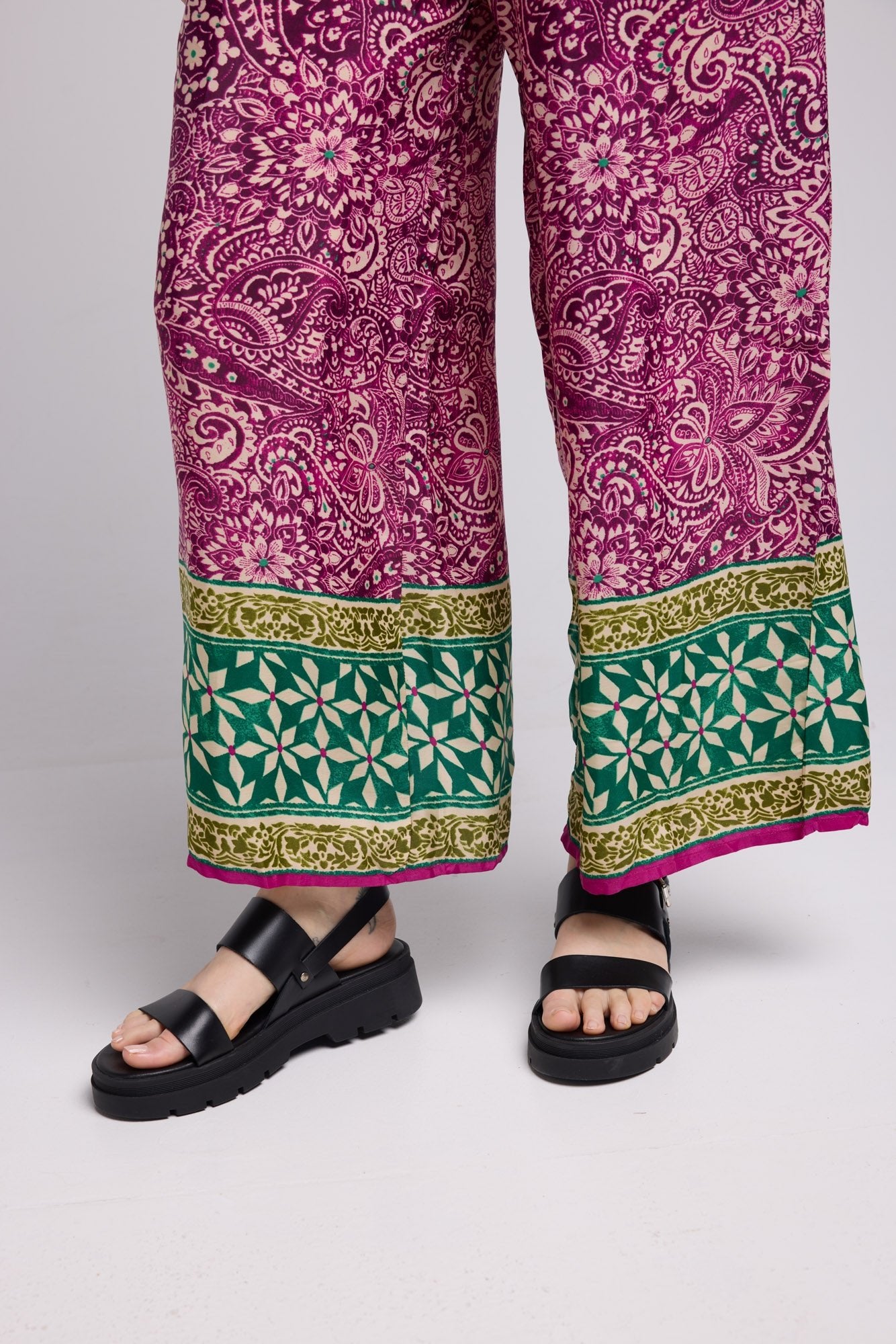 PANTALON SANTANA PURPLE P4002