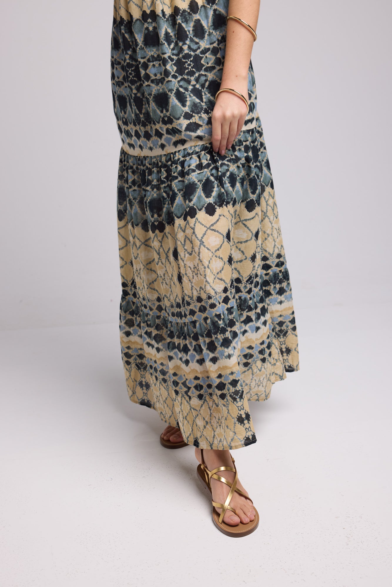 ROBE SANTIA/P100 NOIR
