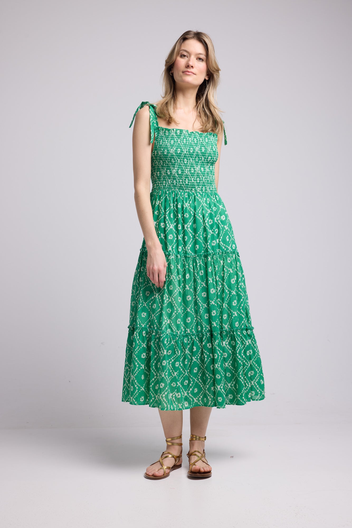 ROBE SMOKY/P2016 VERT