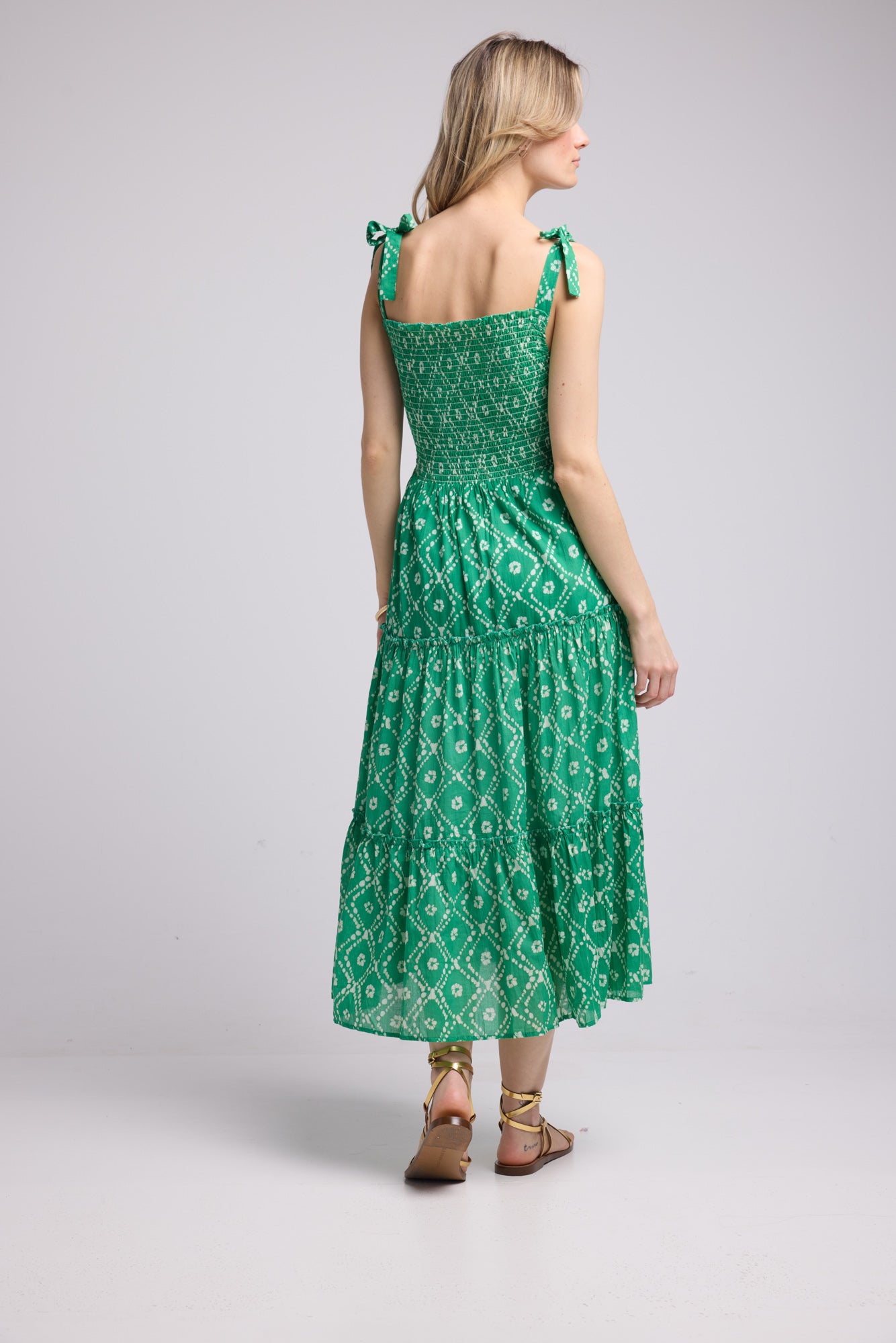ROBE SMOKY/P2016 VERT