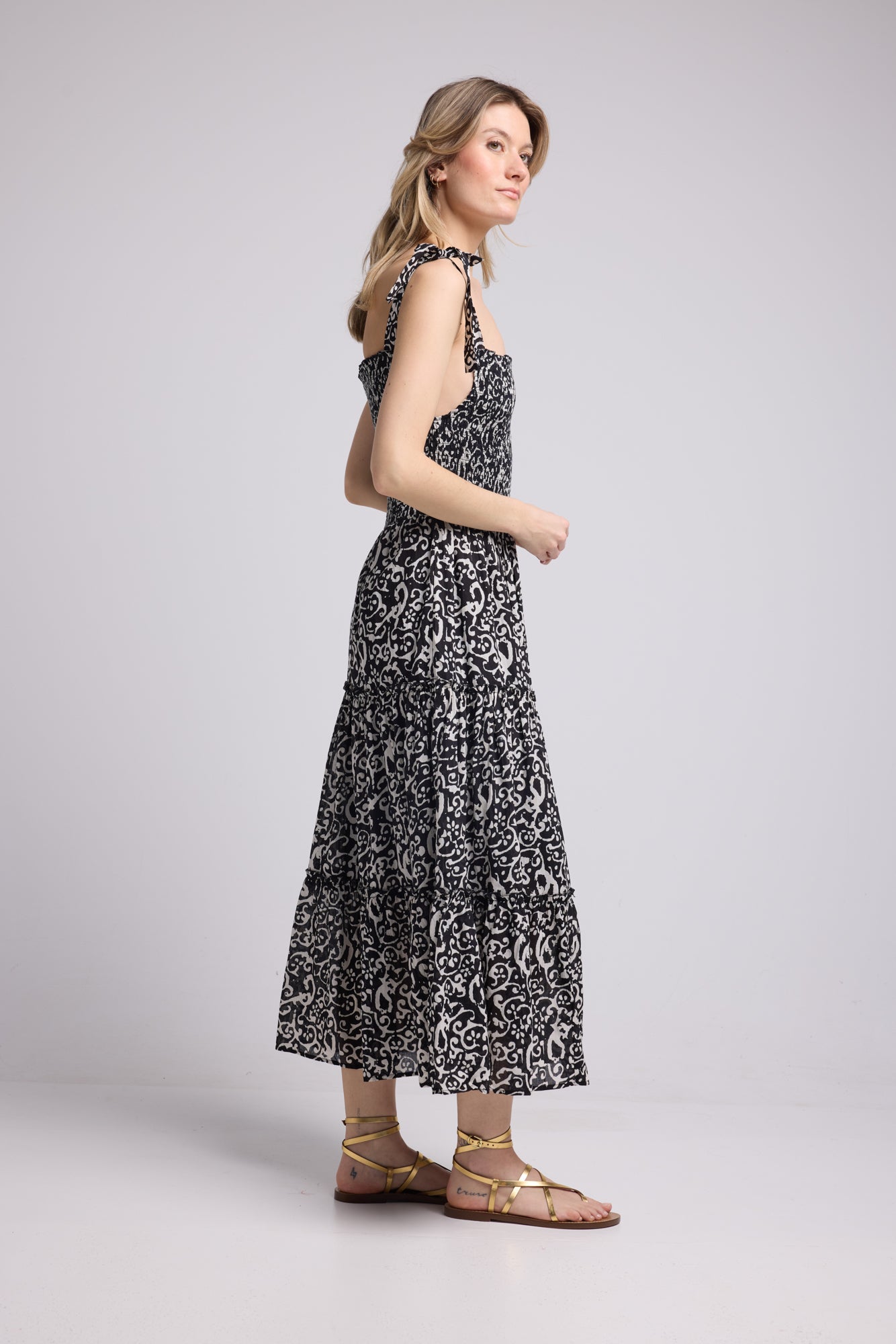 ROBE SMOKY/P2019 NOIR