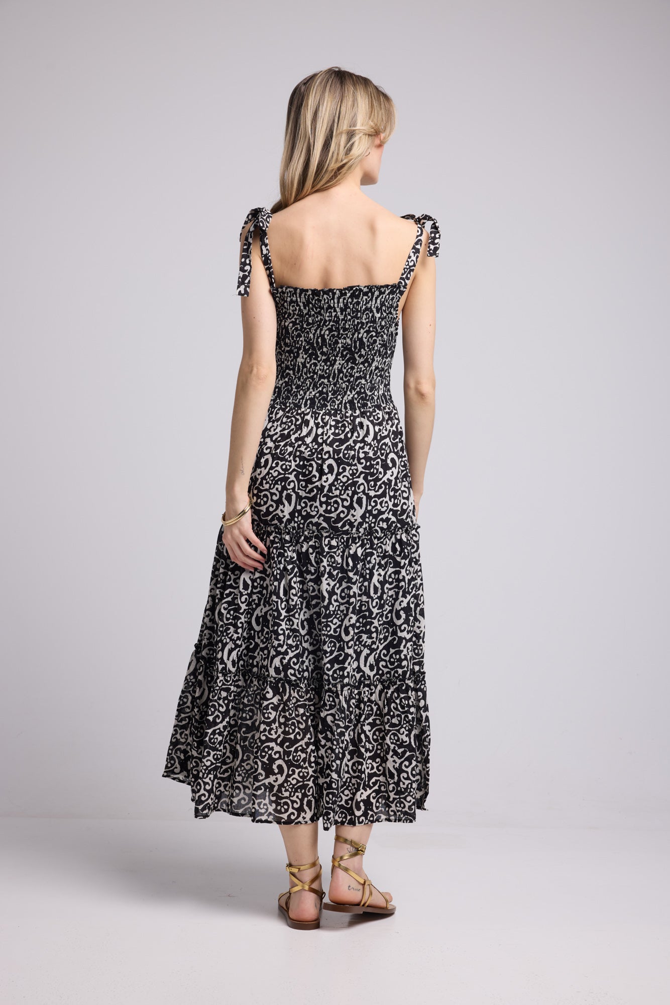 ROBE SMOKY/P2019 NOIR