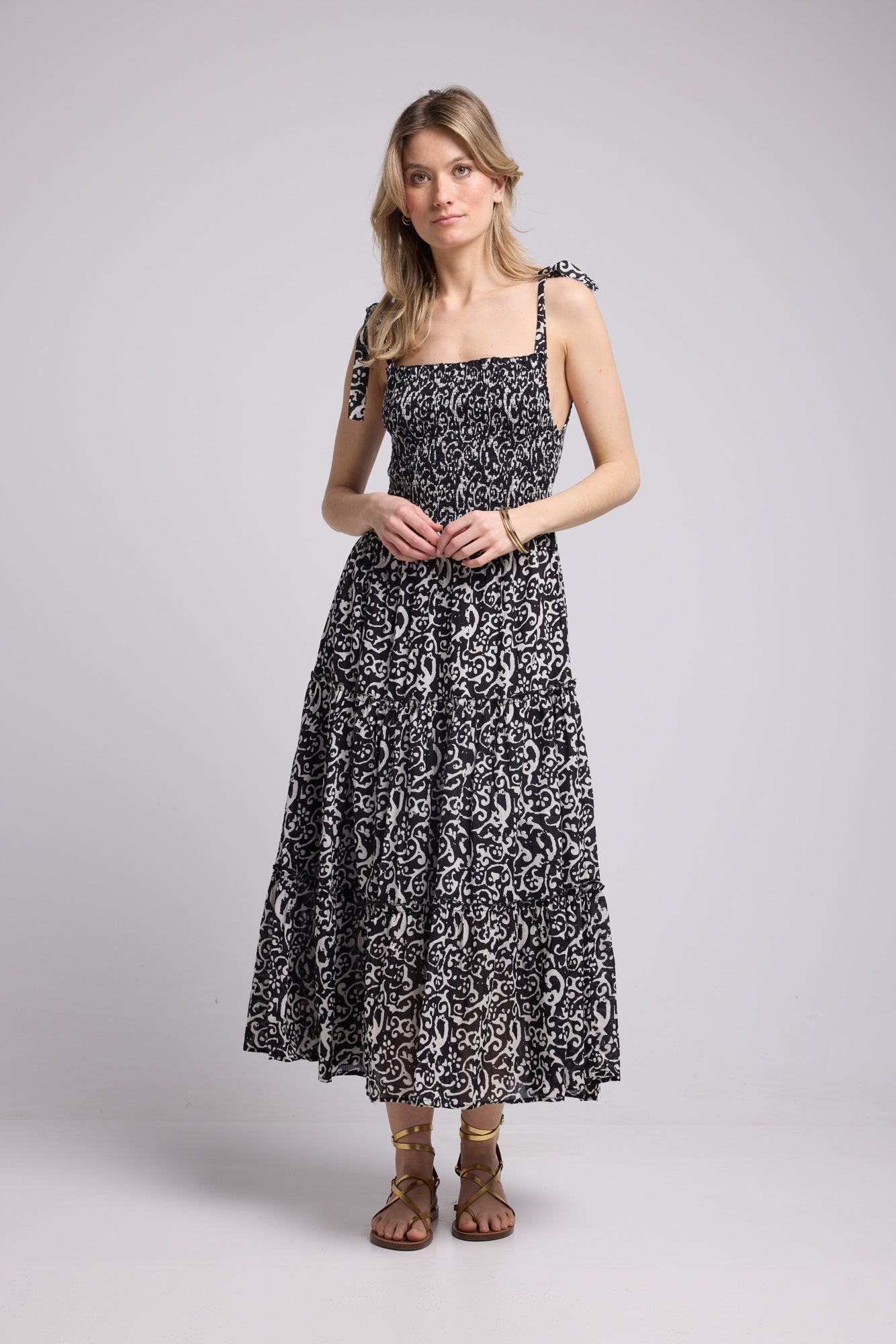 ROBE SMOKY/P2019 NOIR