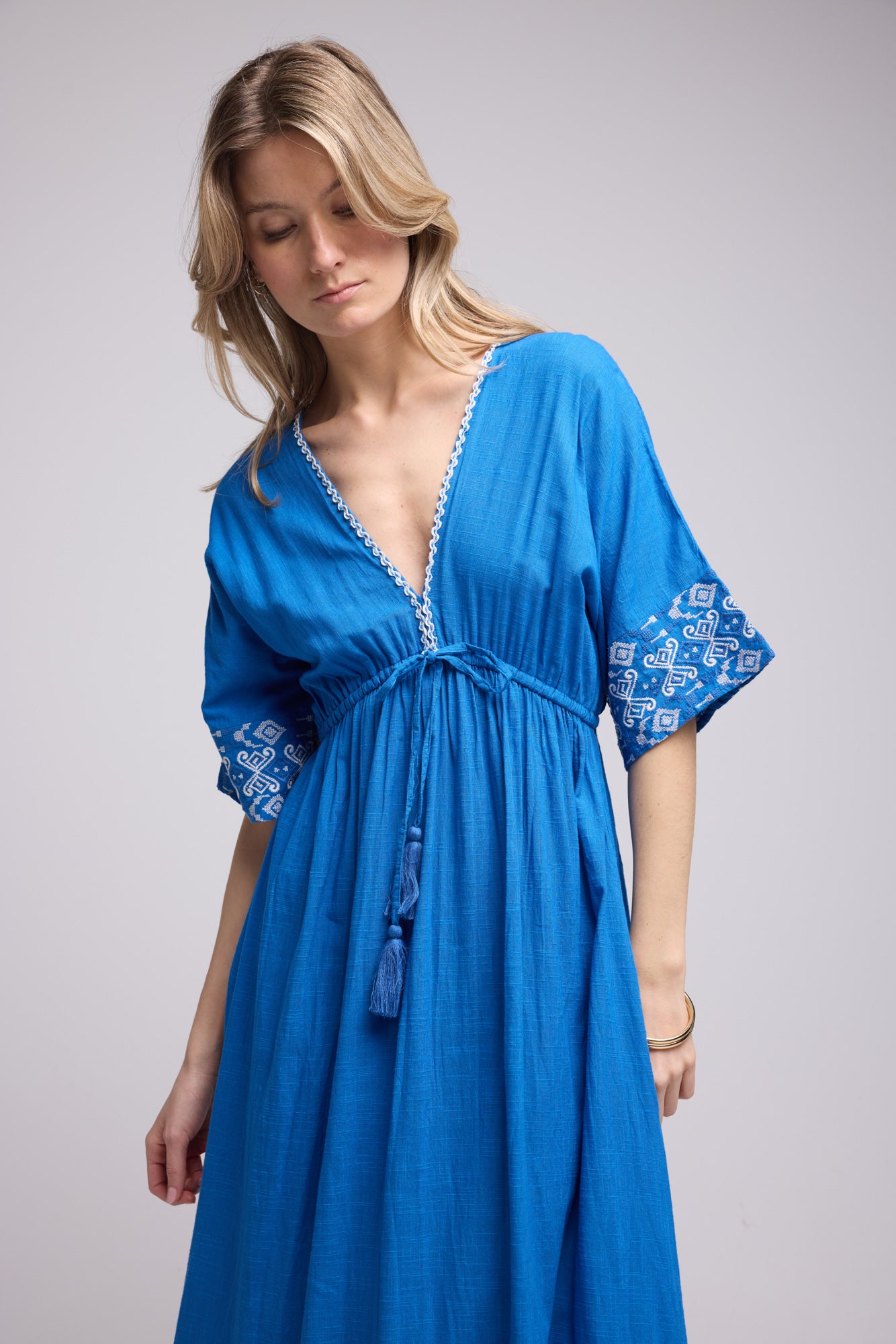ROBE VEGAS/BLUE